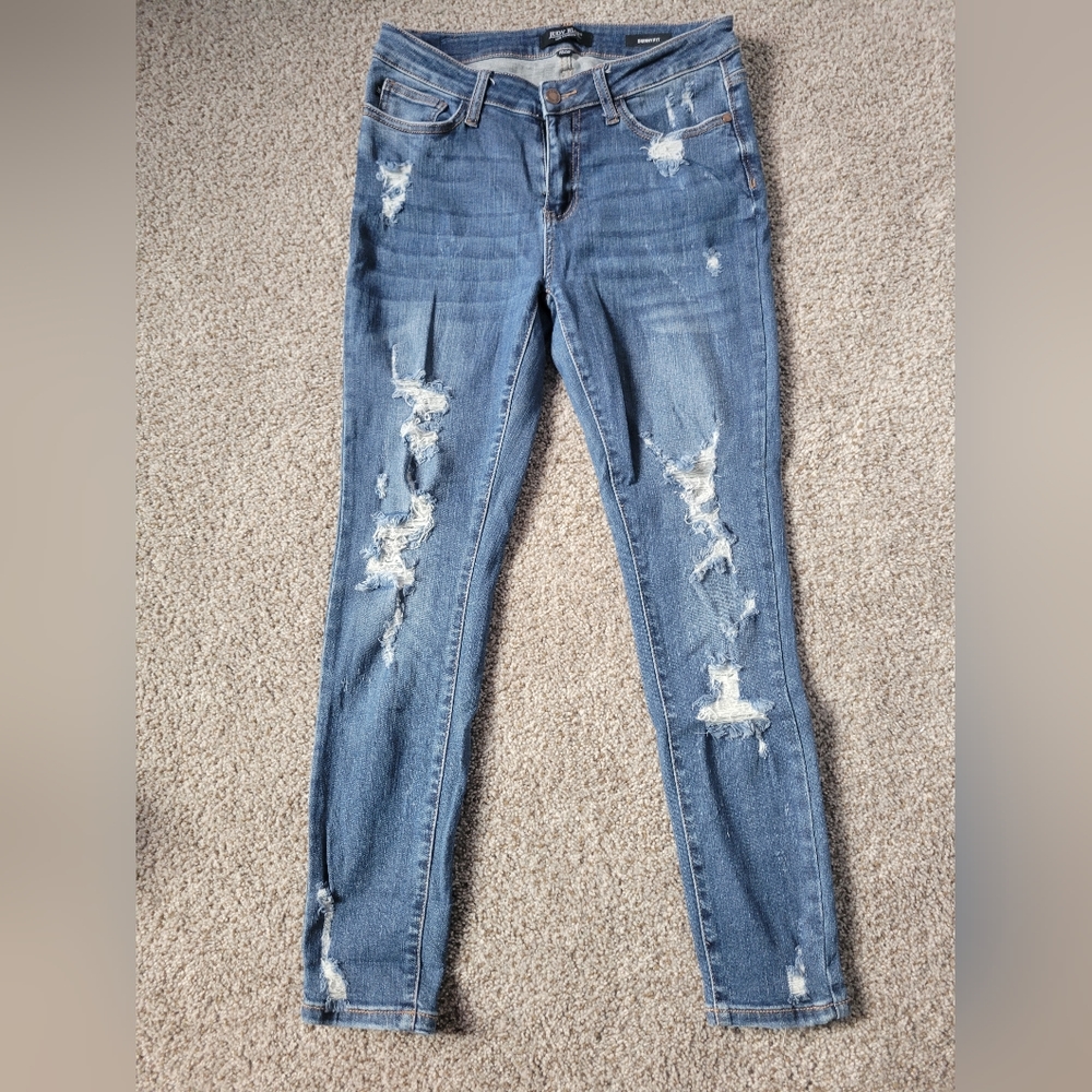 SIZE 7 Distressed Judy Blue Skinny jeans, Style #JB88177